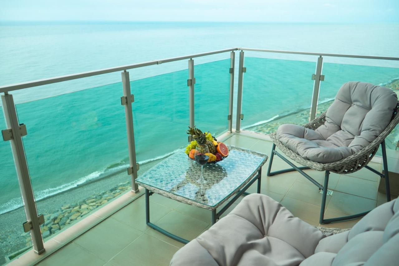 Aqua Batumi Hotel & Apartments Eksteriør billede