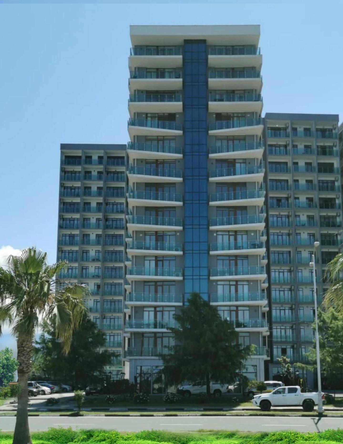 Aqua Batumi Hotel & Apartments Eksteriør billede