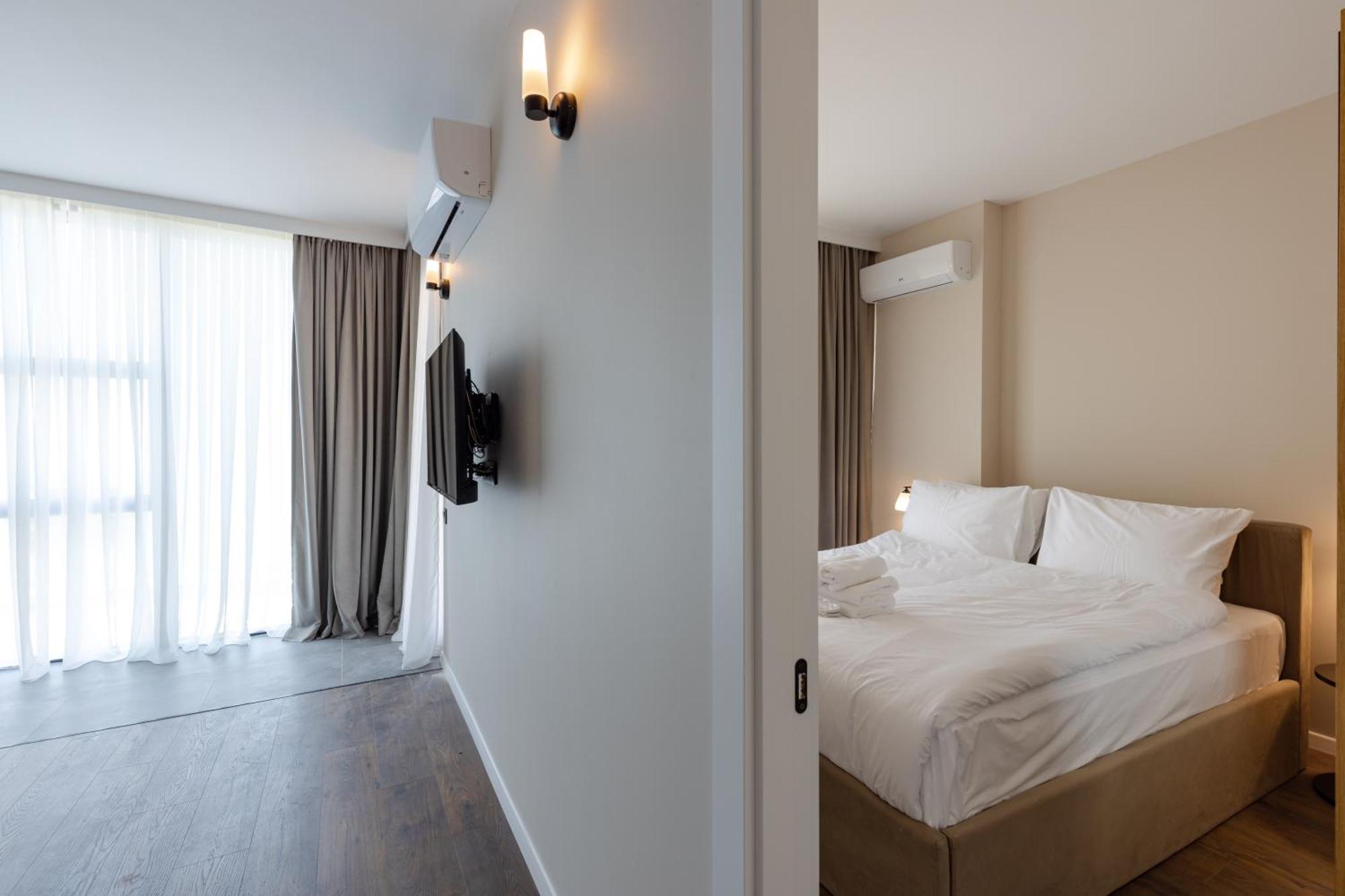 Aqua Batumi Hotel & Apartments Eksteriør billede