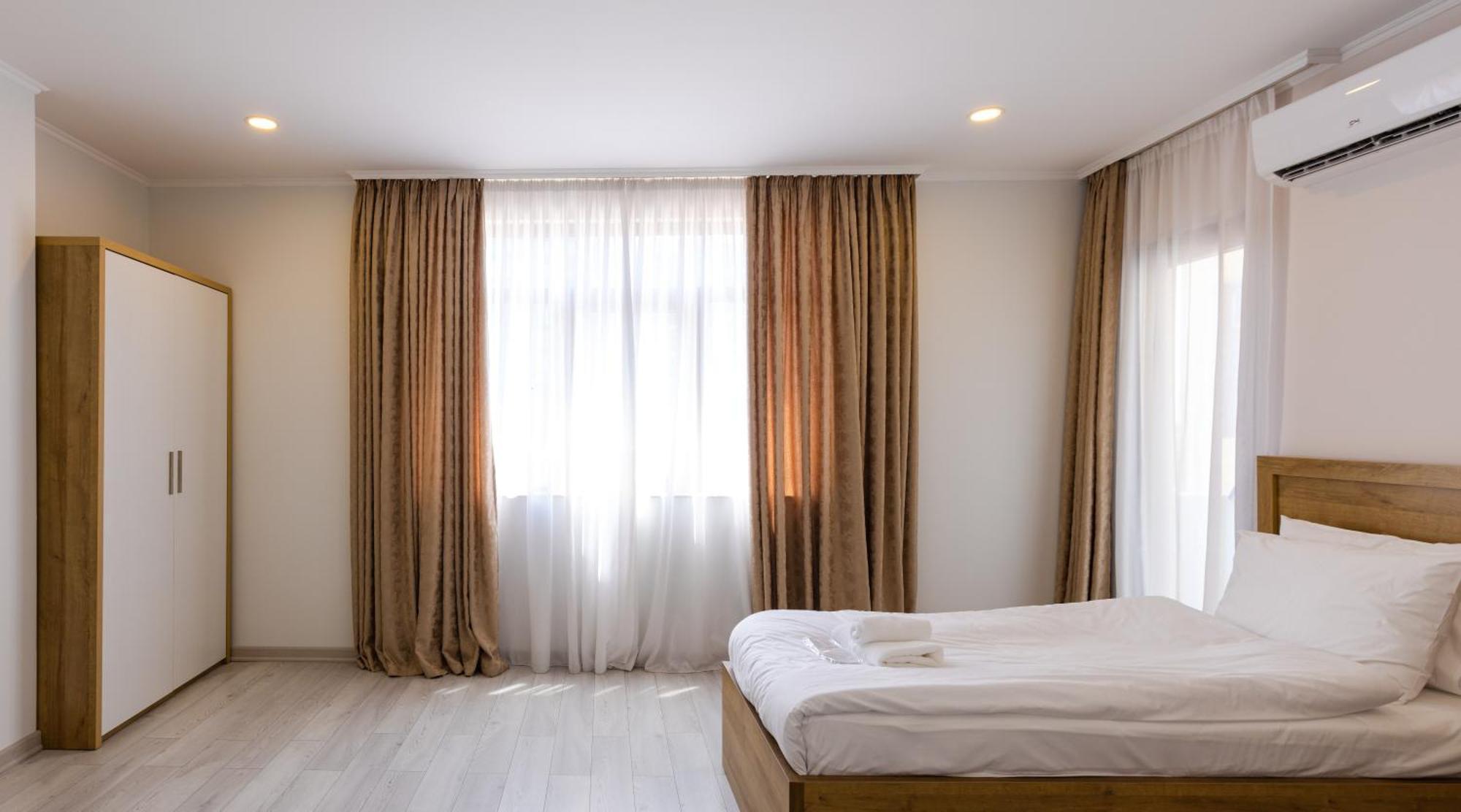Aqua Batumi Hotel & Apartments Eksteriør billede