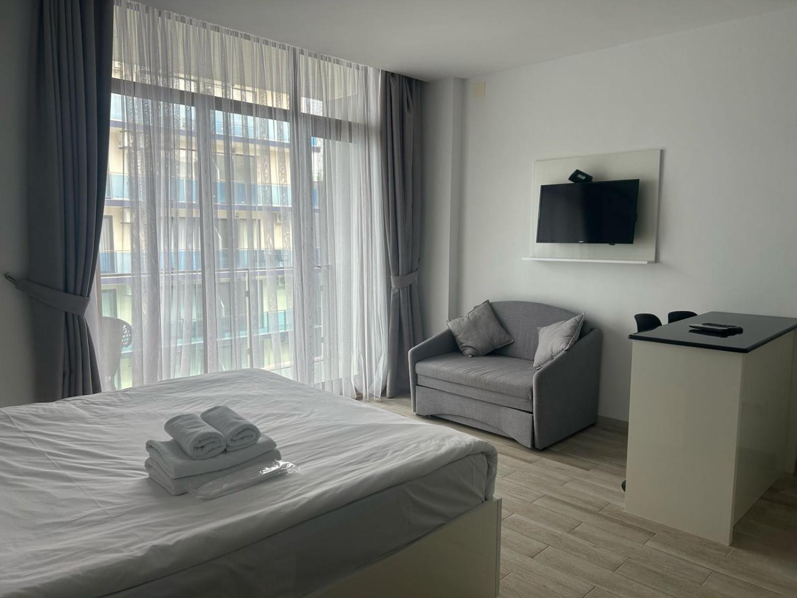 Aqua Batumi Hotel & Apartments Eksteriør billede